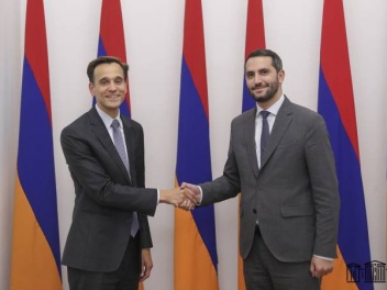 Вице-спикер НС Армении принял заместителя госсекретаря США по вопросам Южной Европы и Кавказа