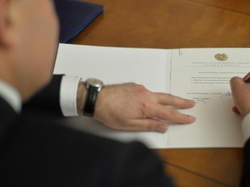 Արմեն Սարգսյանը ստորագրել է Ազգային ժողովի ըն...