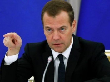 Медведев обеспокоен исследовательской деятель...