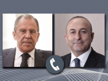 Министр ИД Турции позвонил Лаврову