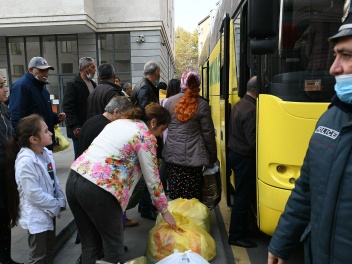 Почти 190 беженцев вернулись в Нагорный Караб...