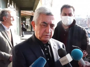 Տեսանյութ. Սերժ Սարգսյանը պատասխանեց լրագրողն...