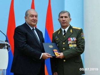 Президент Армении сегодня встретился с началь...
