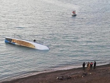У берегов Антальи затонула лодка с 45 мигрант...