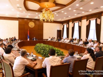 Президент Арцаха созвал расширенное совещание по актуальным вопросам