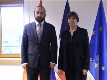 Главы МИД Армении и Франции обсудили вопросы...