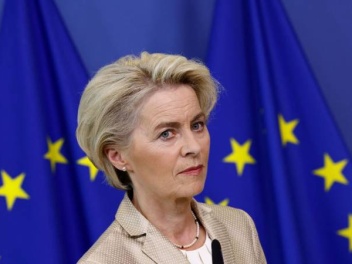 Глава ЕК призвала как можно скорее принять в ЕС стран-кандидатов