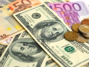 Դոլարն ու եվրոն արժեզրկվել են. ռուբլին՝ թանկացել