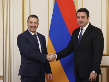 Ալեն Սիմոնյանը Կիպրոսի դեսպանի հետ քննարկել է...