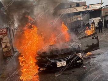 Մերձավանում ավտոմեքենա է այրվել