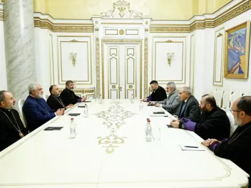 Ուշագրավ զարգացումներ՝ տիրադավերի թեմերում. «Իրավունք»