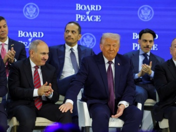 Թրամփը և Փաշինյանը «Խաղաղության խորհրդի» կանոնադրության ստորագրման արարողության ժամանակ կարճատև շփվել են