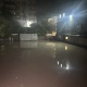 Հրազդանում անձրևաջրերը ողողել են շենքի ավտոկայանատեղին և սննդի կետը. Փրկարարները 350 տոննա անձրևաջուր են հեռացրել