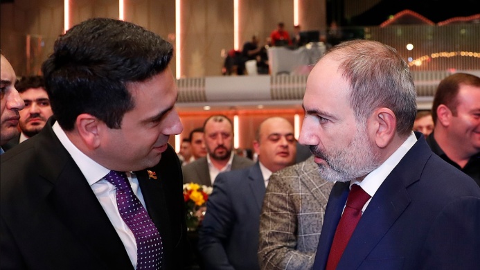 «Նիկոլ հողատու». Ալեն Սիմոնյանը ե՞րբ կասի այս...