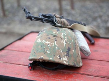 В Арцахе из-за болезни скончался военнослужащий