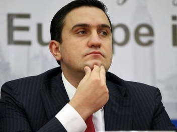 Глава партии «Единая Армения»: Редактор боится уходить в отставку и не доверяет своей команде