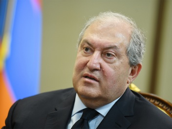 Президент выразит свою позицию по вопросу начальника ГШ ВС Армении до воскресенья