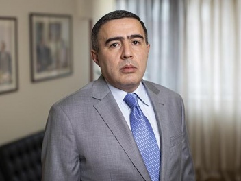 Офис Роберта Кочаряна призывает сторонников не проводить акцию у здания суда