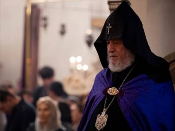 Армянская Апостольская Церковь отмечает праздник Србоц Вардананц: послание Католикоса