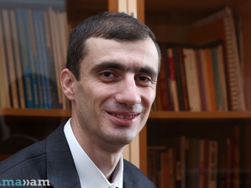 По мнению министра, социальные проблемы большинства арцахцев решены