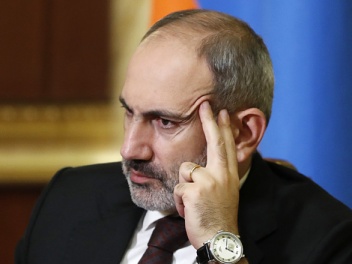 Վարչապետի աշխատակազմում պարգևավճարները գերազա...