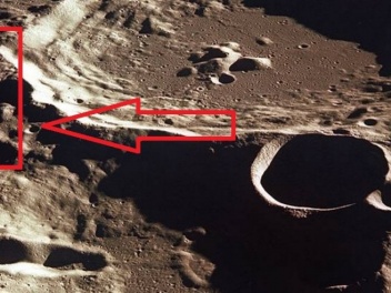 На Луне обнаружили рукотворные двухкилометров...