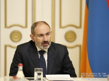 Փաշինյանը էկոնոմիկայի փոխնախարարին 6 օրով գործուղել է ԱՄԷ