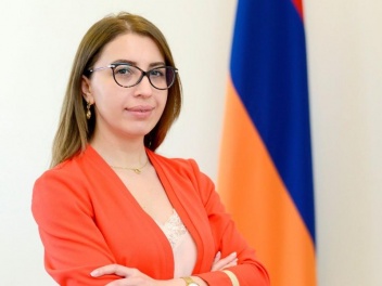 Քրիստիննե Գրիգորյանը շնորհավորական ուղերձ է հղել Մարտի 8-ի առթիվ