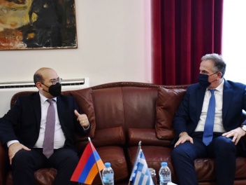 Դեսպան Մկրտչյանը հանդիպել է Հյուսիսային Հունաստանի մարզային և քաղաքային իշխանությունների հետ