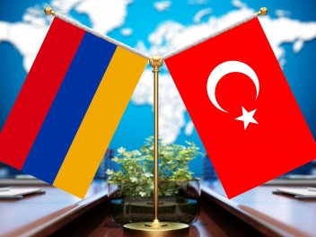 Թուրքիան ցանկանում է Հայաստանի հետ հարաբերությունների կարգավորման բանակցությունները տեղափոխել Երեւան եւ Անկարա