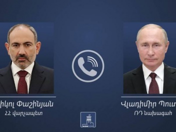 Путин обсудил по телефону с Пашиняном ситуаци...