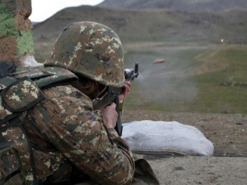 Обстановка на армяно-азербайджанской границе относительно стабильная — Минобороны