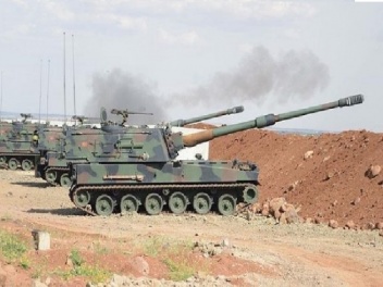 Турецкие ВС обстреляли позиции курдов на запа...