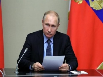 В графике Путина нет телефонного разговора с Макроном — Песков