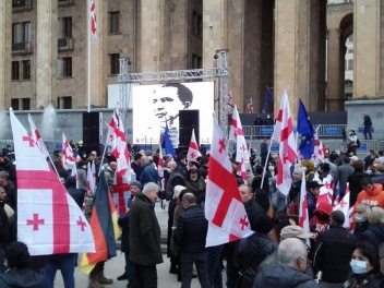 В Тбилиси прошел митинг: участники требовали освобождения Саакашвили