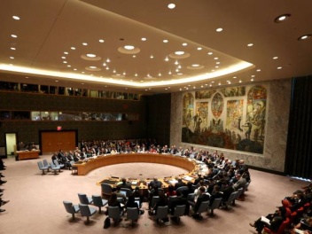Совет Безопасности ООН созывает заседание по...