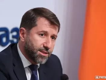 Փաստաբանները կպահանջեն Կարեն Անդրեասյանի հրաժ...