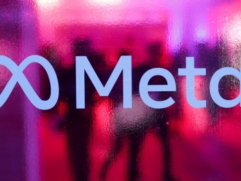 Десятки американских штатов засудили компанию Meta, обвинив ее в кризисе психического здоровья среди молодежи