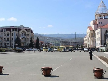 В Нагорном Карабахе остались должностные лица, поток людей в основном прекратился: Назели Багдасарян