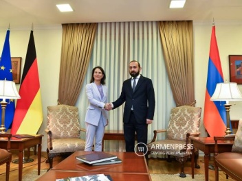 В МИД Армении проходит приватная встреча министров иностранных дел Армении и Германии