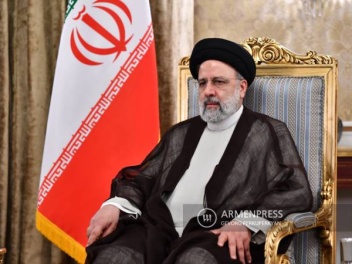 Президент Ирана призвал лидеров 50 стран оказ...