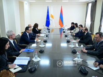 Проходит встреча министров иностранных дел Армении и Кипра в расширенном формате