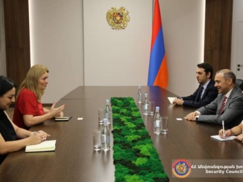 Արմեն  Գրիգորյանն ընդունել է Նիդերլանդների   դեսպանին