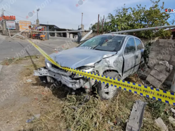 Զովունի-Եղվարդ ճանապարհին բախվել են «Opel»-ը...