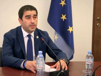 Վրաստանի իշխող կուսակցությունը ցանկանում է մինչև տարեվերջ նախագահական ընտրություններ անցկացնել