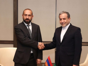 ՀՀ արտգործնախարարը հեռախոսազրույց է ունեցել Ի...