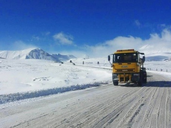 Մցխեթա-Ստեփանծմինդա-Լարս ճանապարհի որոշակի հատված սահմանափակվել է կցորդով և կիսակցորդով ավտոտրանսպորտի տեղաշարժի համար