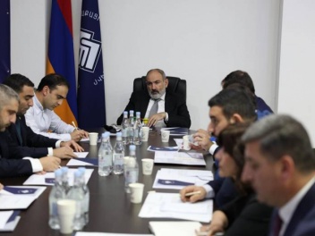 Երկու նախարար մեղադրվել է կոռուպցիայի եւ անգո...