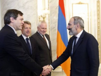 Փաշինյանը որոշել է մեծ գերեզմանաքար դնել այդ հարցի վրա․«Հրապարակ»