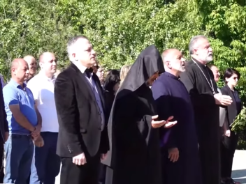 Սամվել Շահրամանյանն այցելել է Եռաբլուր